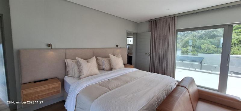 5 Bedroom Property for Sale in Outeniqua Strand Western Cape